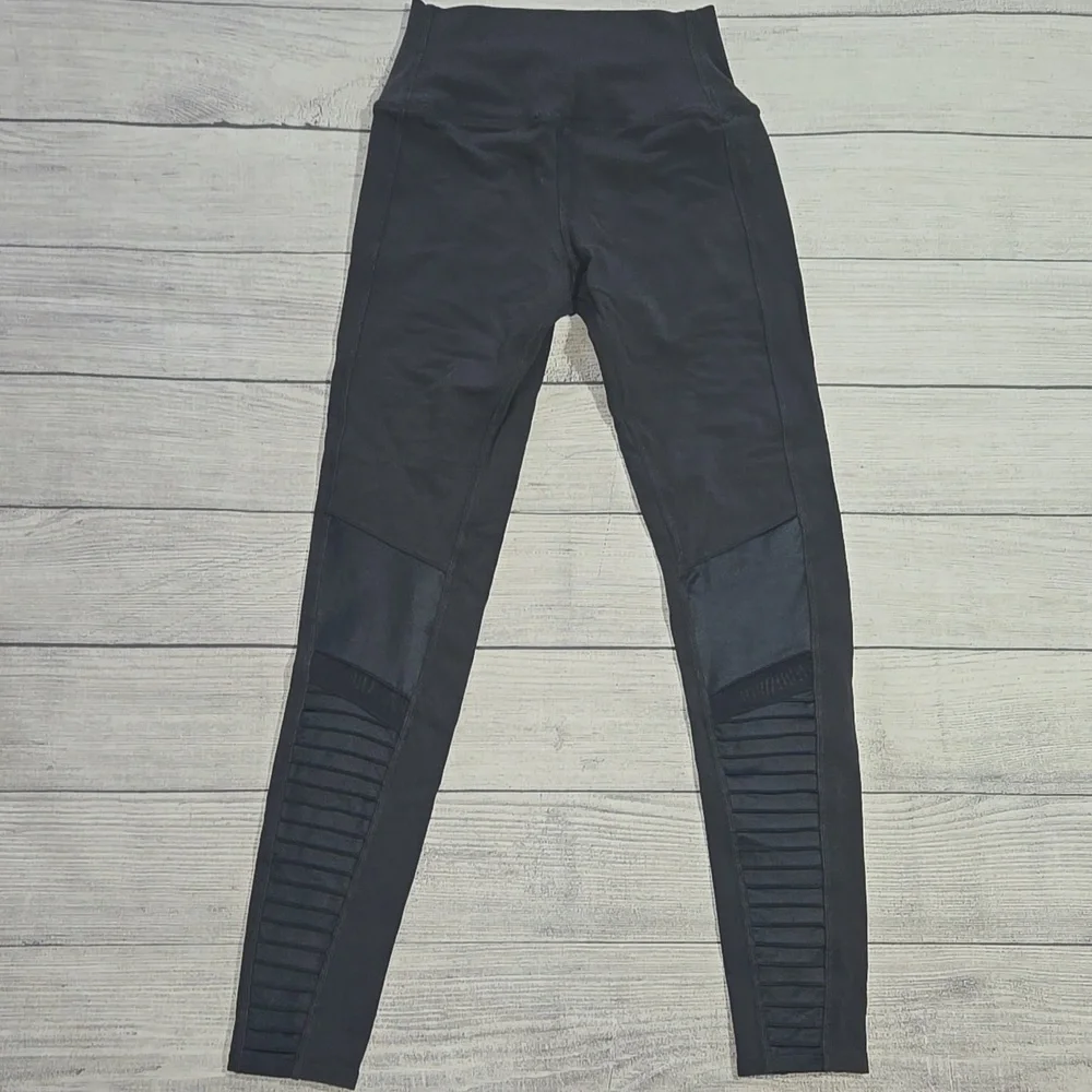 Alo Yoga Women's 7/8 High Waist Moto Leggings Gray Size S